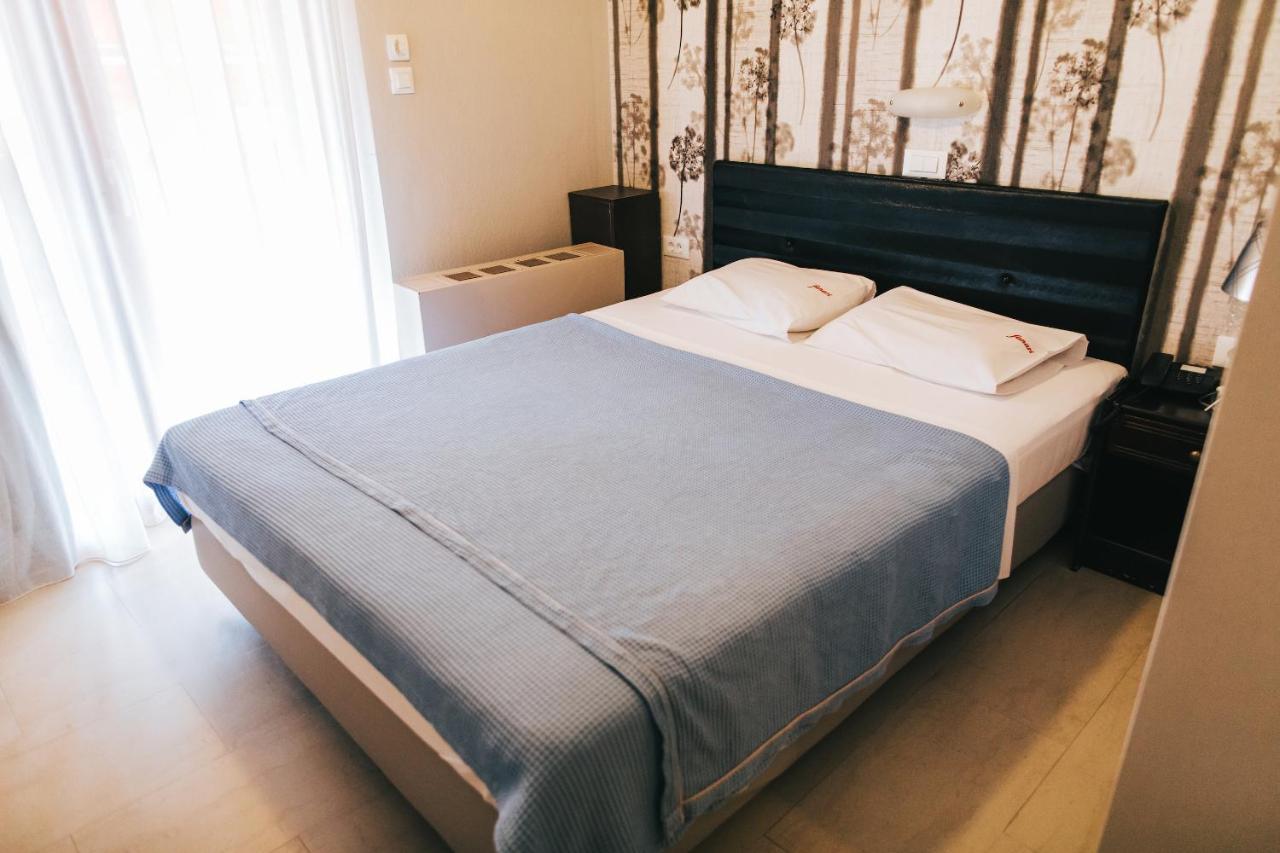 Fanari Hotel Esterno foto